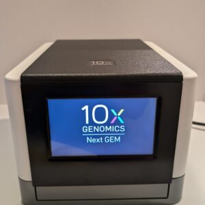 10X Genomics Next GEM Chromium Controller (Model GCG-SR-1) with Accessory Kit