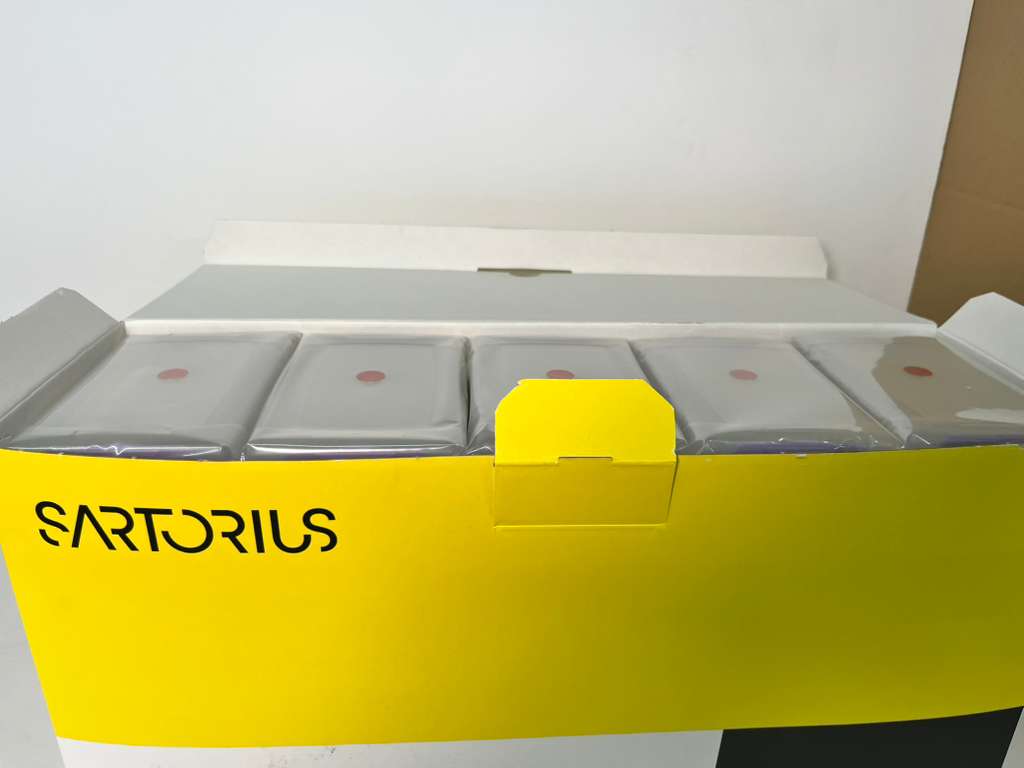 NEW-Safetyspace® Filtered Pipette Tips, Racked - UnumLab