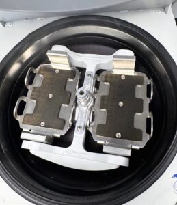 Eppendorf A-2-MTP swing-bucket microplate rotor with two plate carriers in Centrifuge 5430