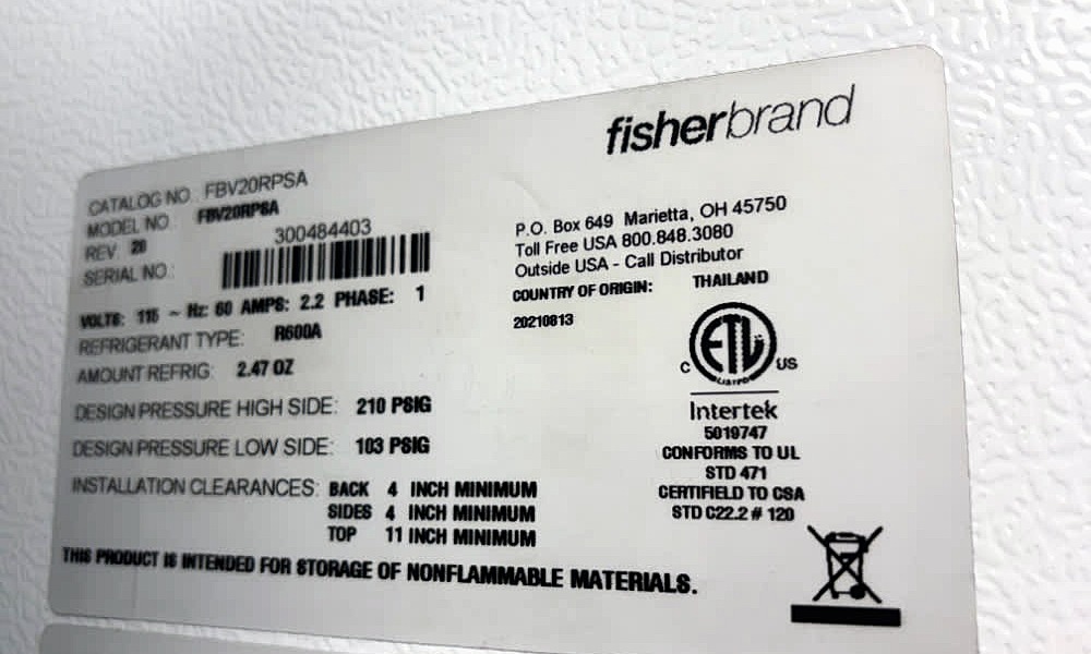 Fisherbrand FBV20RPSA data plate showing model, serial number, 115V 60Hz 2.2A, R600a refrigerant