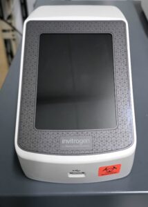 Invitrogen E-Gel Power Snap electrophoresis device G8100 with Power Snap Camera G8200 photo 5