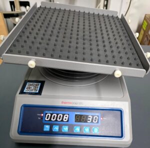 Thermo Scientific Digital Rocker 88882001 - control panel