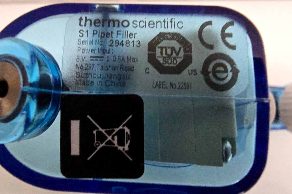 Thermo Scientific S1 Pipet Filler clear, data plate